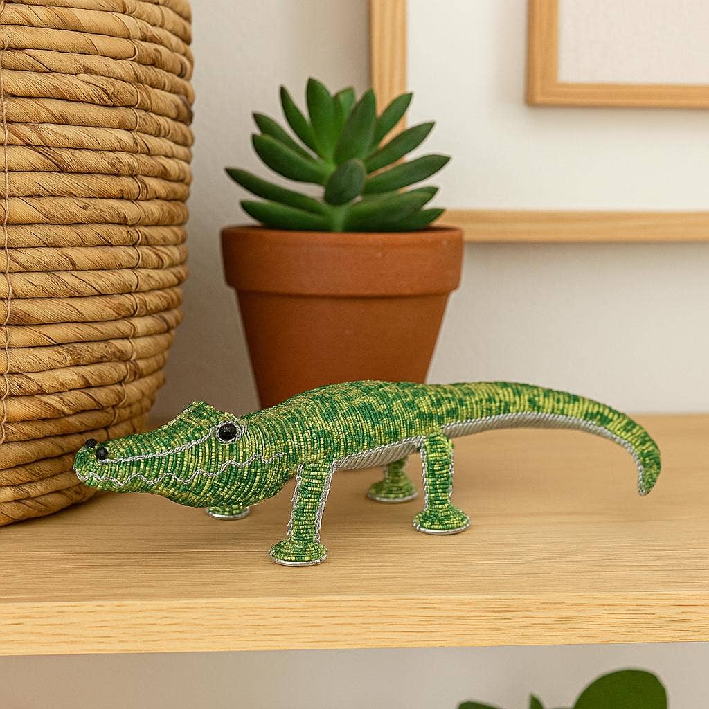 Alligator_-_Beaded_Winter_Park_FL_Fair_Trade_Trade_Routes_Collective