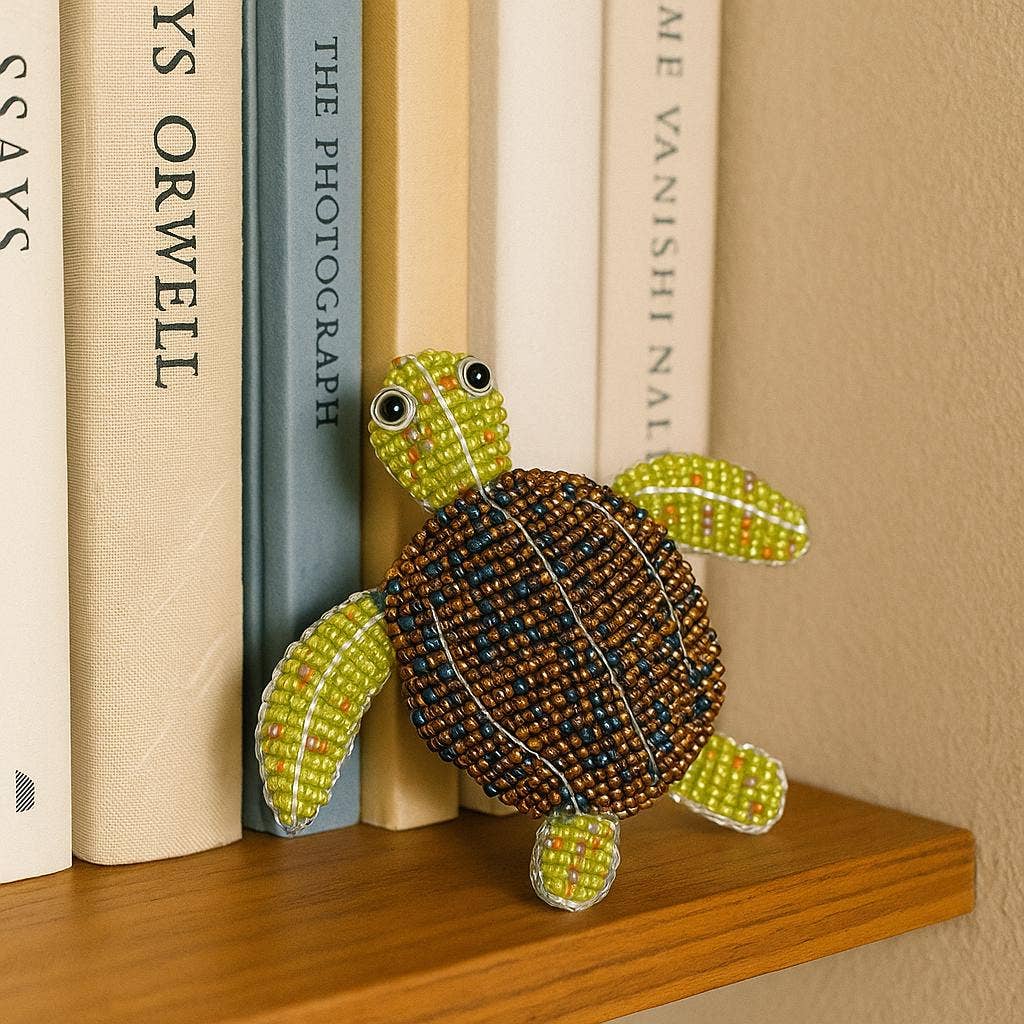 Glass_Bead_Sea_Turtle_2_Winter_Park_FL_Fair_Trade_Trade_Routes_Collective